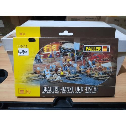 FALLER 180444 Brauerei-Bänke Und -Tische - Modellbausatz Für Realistische Brauerei-Szenerien