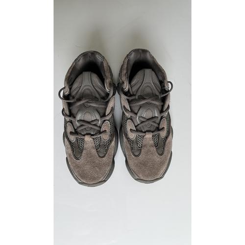 brown yeezy 500