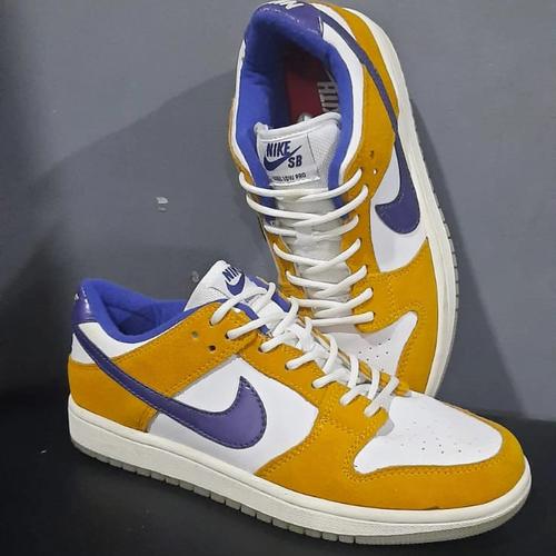Nike SB Dunk (sz41) Camcorder Grey, Fesyen Pria, Sepatu , Sneakers di  Carousell