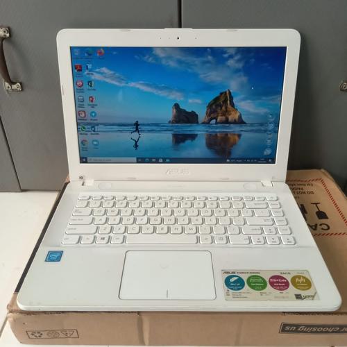 動作確認済】美品 ASUS ノートPC A541N SSD 128GB Celeron N3350 1.10