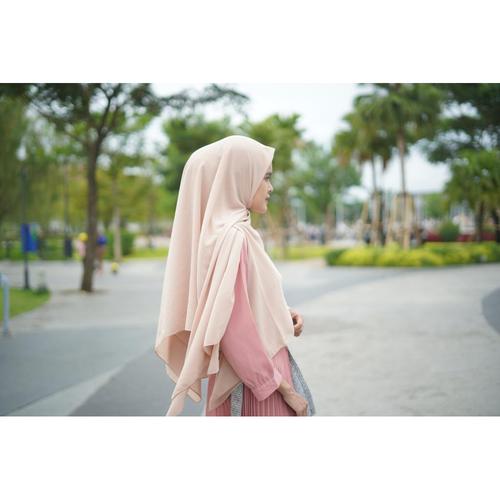 Gambar Hijab Kerudung Segiempat/Square Syar'i 145x145cm AnNisa by ARN - Maroon, 145x145cm dari AnNisa by ARN Official Kota Cimahi Tokopedia