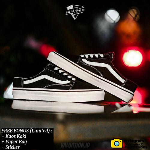 vans old skool mule white