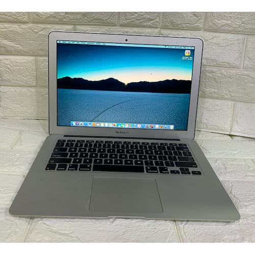 2014MacBook Air 13inch i5 4GB 121GB