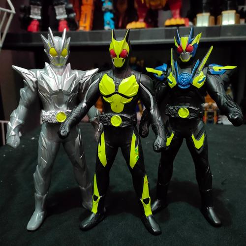 Jual Figure Rhs 17 Cm Kamen Rider Zero One Metal Shinning Hopper Original Metal Hopper Kab Cirebon Spider Toys Tokopedia