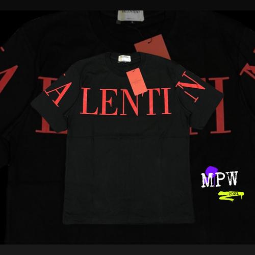 Jual KAOS TSHIRT OVERSIZE VALENTINO GARAVANI BLACK FONT RED LIKE ORIGINAL -  M - Kab. Asahan - Mapleasure Wear | Tokopedia