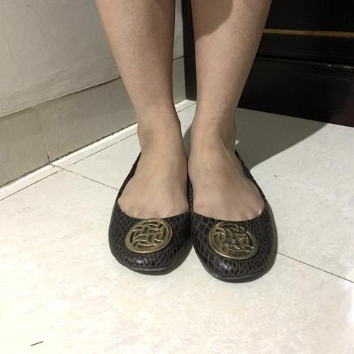Fioni Flat Shoes Sepatu Teplek Coklat 