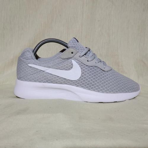 nike tanjun 2