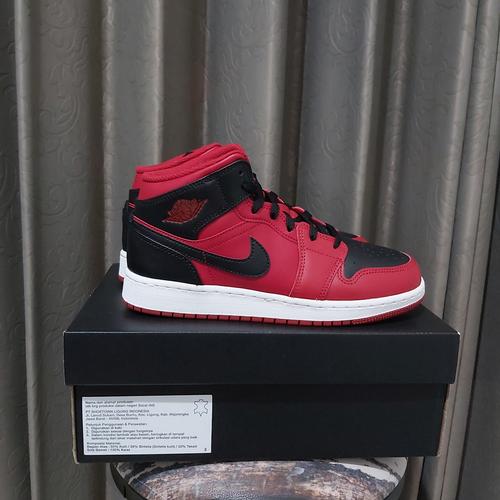 Jual Air Jordan 1 Mid Reverse Bred GS Original - 38 - Kota Surabaya - Dose  Supply | Tokopedia