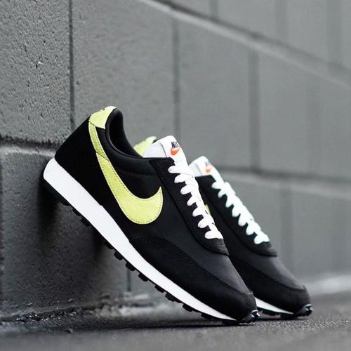 nike daybreak sp black