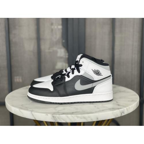 Jual NIKE AIR JORDAN 1 MID SHADOW GS - 38.5 - Kota Tangerang Selatan - Eric  wirawan | Tokopedia