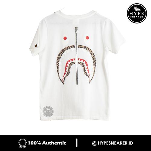 Gambar BAPE A Bathing Ape WGM Shark Leopard White Tshirt 100% ORIGINAL - S dari HYPESNEAKER.ID Kota Salatiga Tokopedia