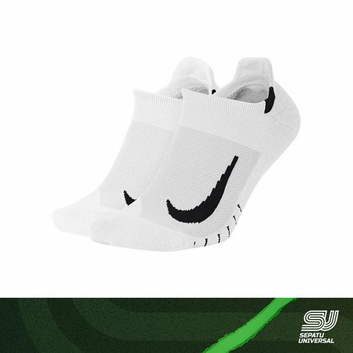 white no show nike socks