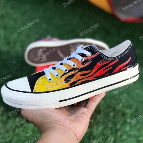 flame low top converse