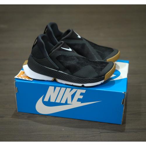 nike flyease black
