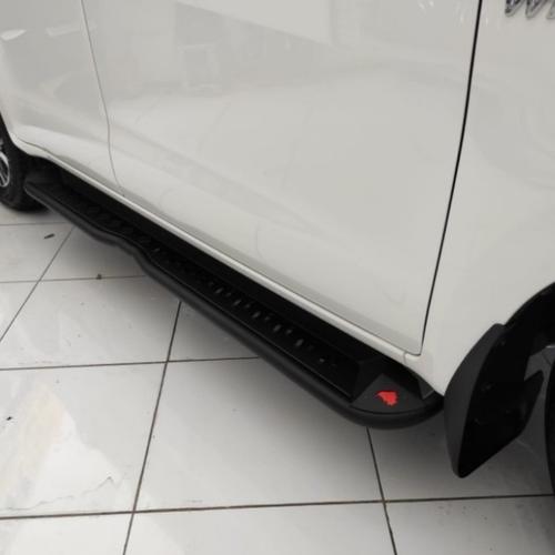 Jual foot step innova reborn / pijakan kaki, fotstep innova 2016-2022 ...