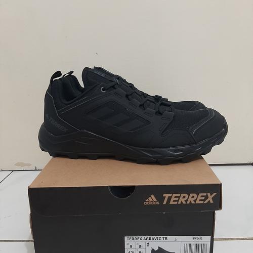 terrex agravic tr trail