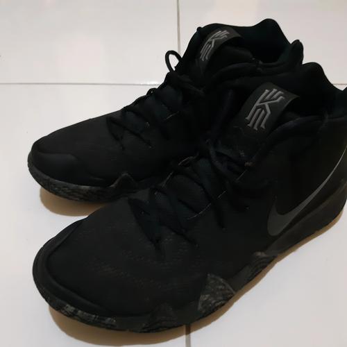nike kyrie size 4