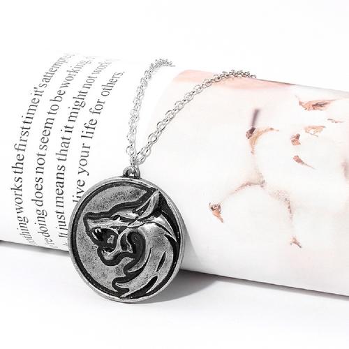 Wild Hunt Geralt White Wolf Kalung 