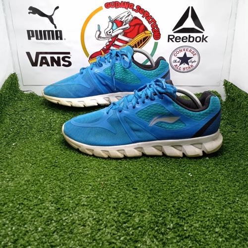 on cloud overpronation