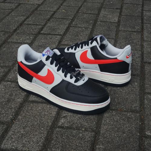 Jual Nike Air Force 1 NBA Anniversary Chile - 42 - Kab. Sleman - Rishoe |  Tokopedia