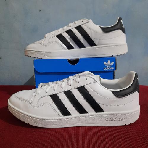 eg9734 adidas