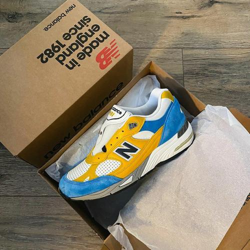 New Balance 991 \
