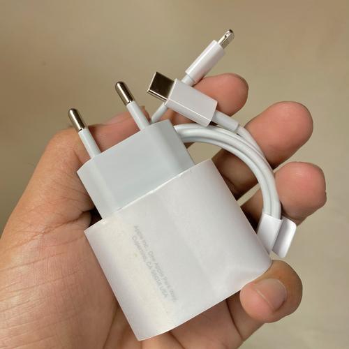 Casan Iphone Ori Kepala Charger Ibox IT1 Plug IT 30W Cube Charger