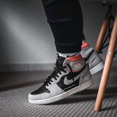 Jual AIR JORDAN 1 HI OG \