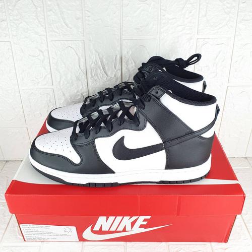 nike dunk panda 2021