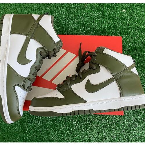 khaki dunks