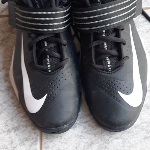 weight lifting nike shoes
