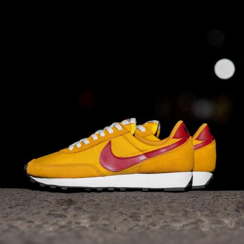 daybreak yellow nike