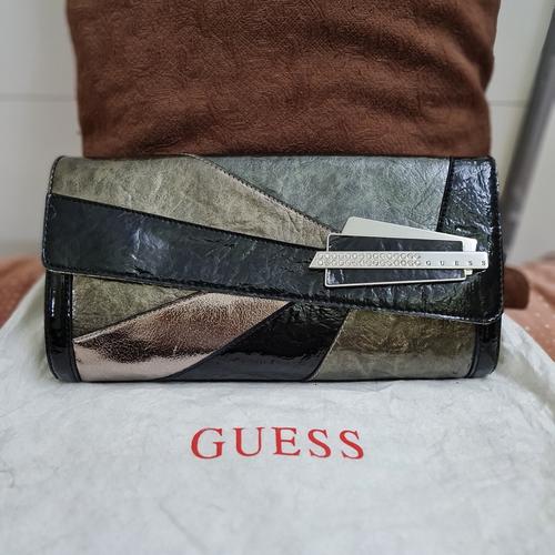 guess clutch bag