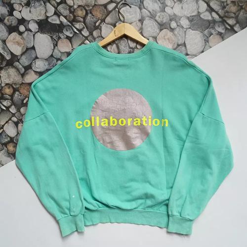 heart sweat shirt