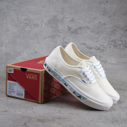 beige authentic vans