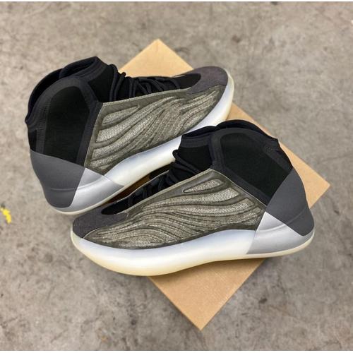 Jual ADIDAS YEEZY QUANTUM QNTM - Kota 