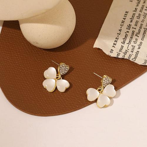 Gambar anting hati clover love rhinestone earrings jan298 dari Oila Jakarta Pusat Tokopedia