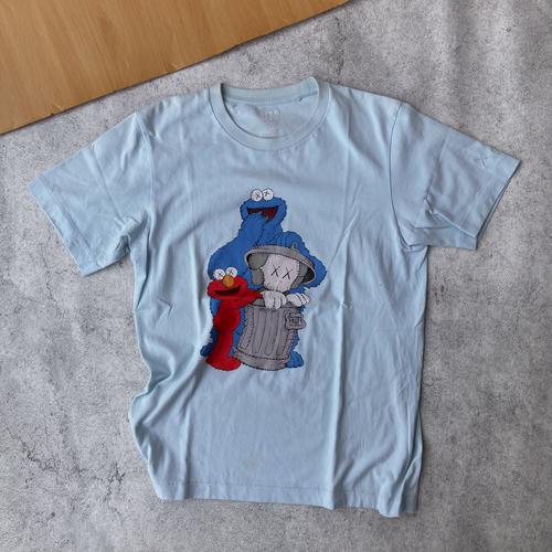 Jual Uniqlo x kaws original tshirt kaos 
