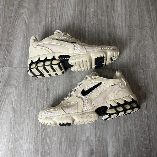 Jual SEPATU NIKE AIR ZOOM SPIRIDON CAGE 2 STUSSY FOSSIL - 40 割引卸し売り Stussy Nike air 28 fossil spiridon zoom スニーカー