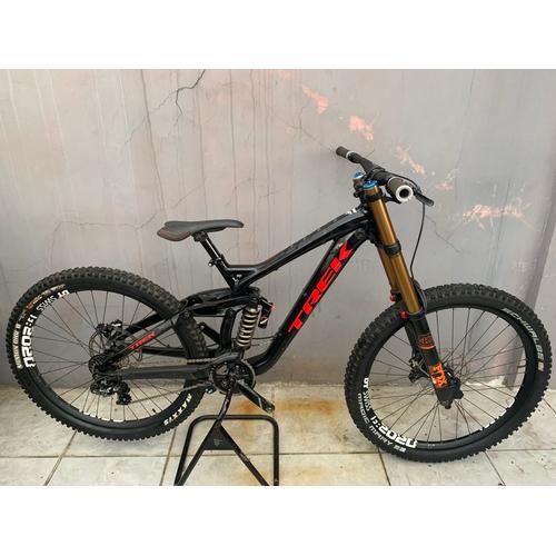 Jual Sepeda DH Trek session al 8.8 