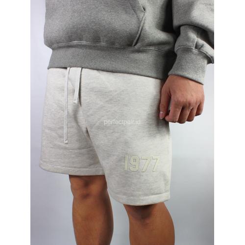 Jual Fear of God Essentials 1977 Sweat 