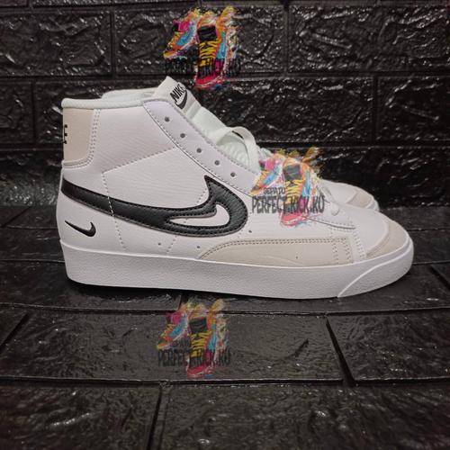 Jual SEPATU PRIA BLAZER MID GS CUT-OUT WHITE BLACK - 40 - Jakarta Selatan -  sepatu perfect kick ku | Tokopedia