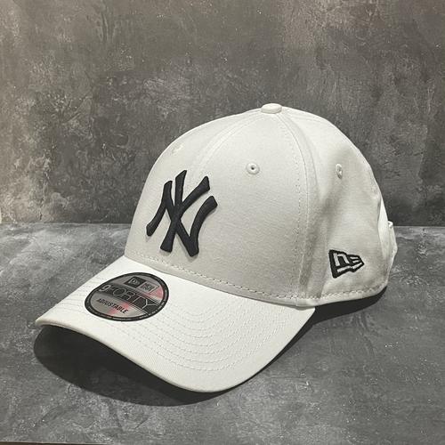 New York Yankees White 9FORTY Cap 