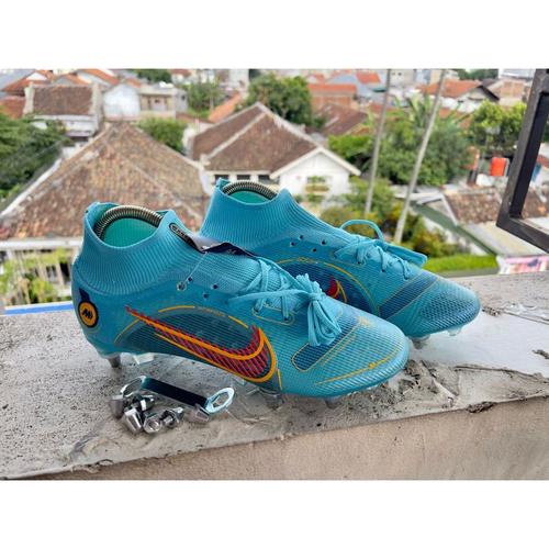 SUPERFLY 8 ELITE FG 25.5cm 【公式通販】