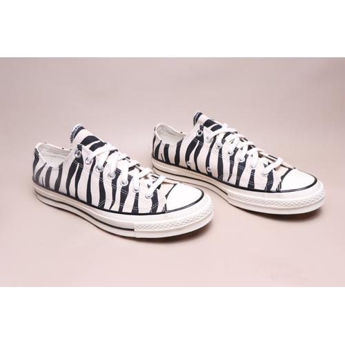 Jual Sepatu Converse_Chuck 70 Ox Black/Black Griege Unble 167811C Originial  - 43 - Kab. Bogor - FAROJ STORE | Tokopedia