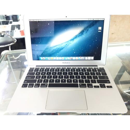 Gambar MacBook Air 11-inch A1370 Mid 2011 Core i5 1.6GHz RAM 2GB SSD 64GB dari CNC phoneshop undefined Tokopedia