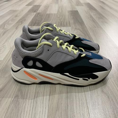 700 v1 wave runner