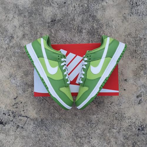 dunk low kermit