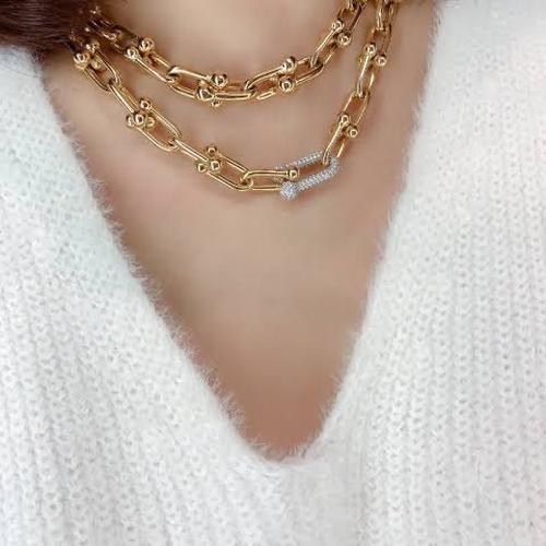 Hardware necklace 18 K rose gold 