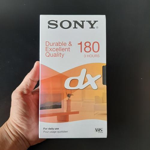 VHS （なぜソニーはビクターのVHSに敗北したのか…ベータマックスの責任 